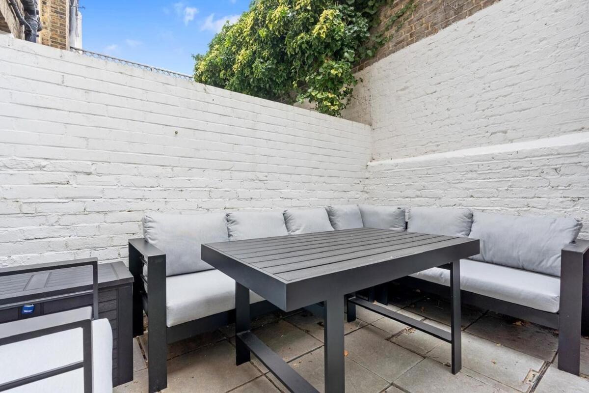 Appartamento Cozy And Quiet 2 Minutes Walk From Main Street Flat W Garden Londra